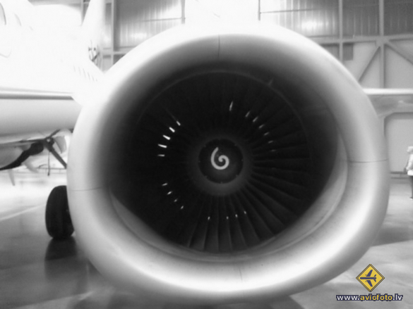 Boeing 737-522